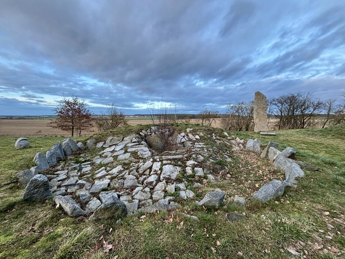 Srbické Stonehenge (470&nbsp;m)