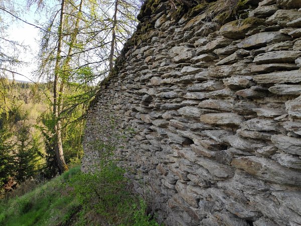 Štědrý hrádek - zřícenina hradu